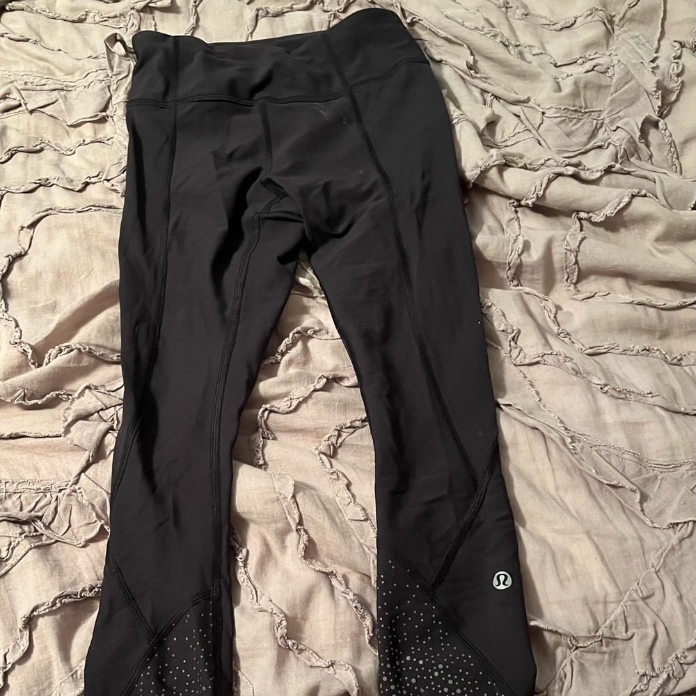 Lululemon black leggings